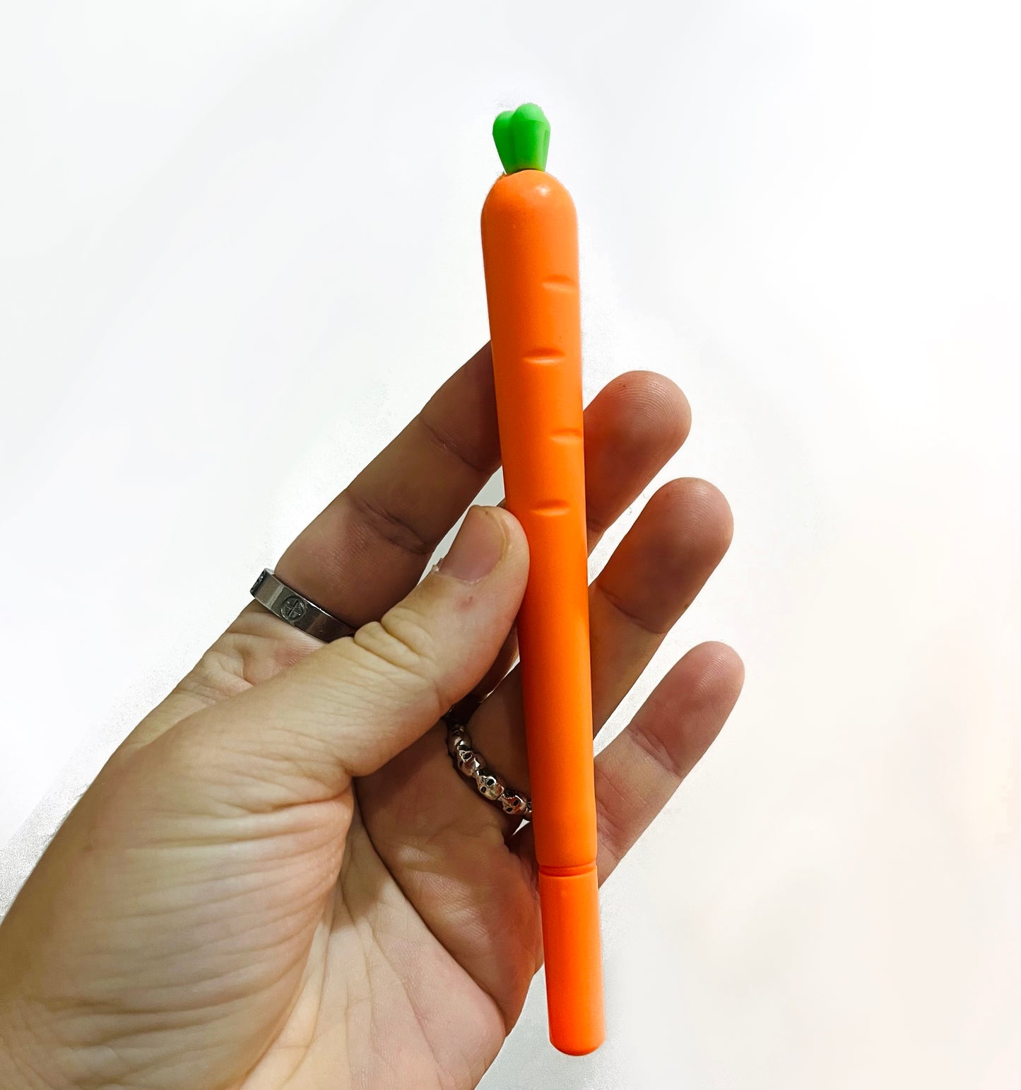 CARROT PEN